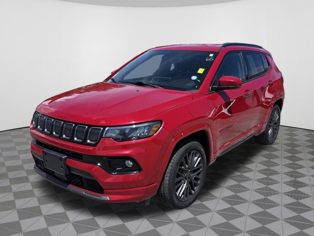 Used 2022 Jeep Compass Limited AWD/4WD image 2