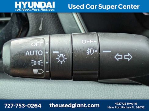 Used 2024 Honda Pilot EX-L image 37