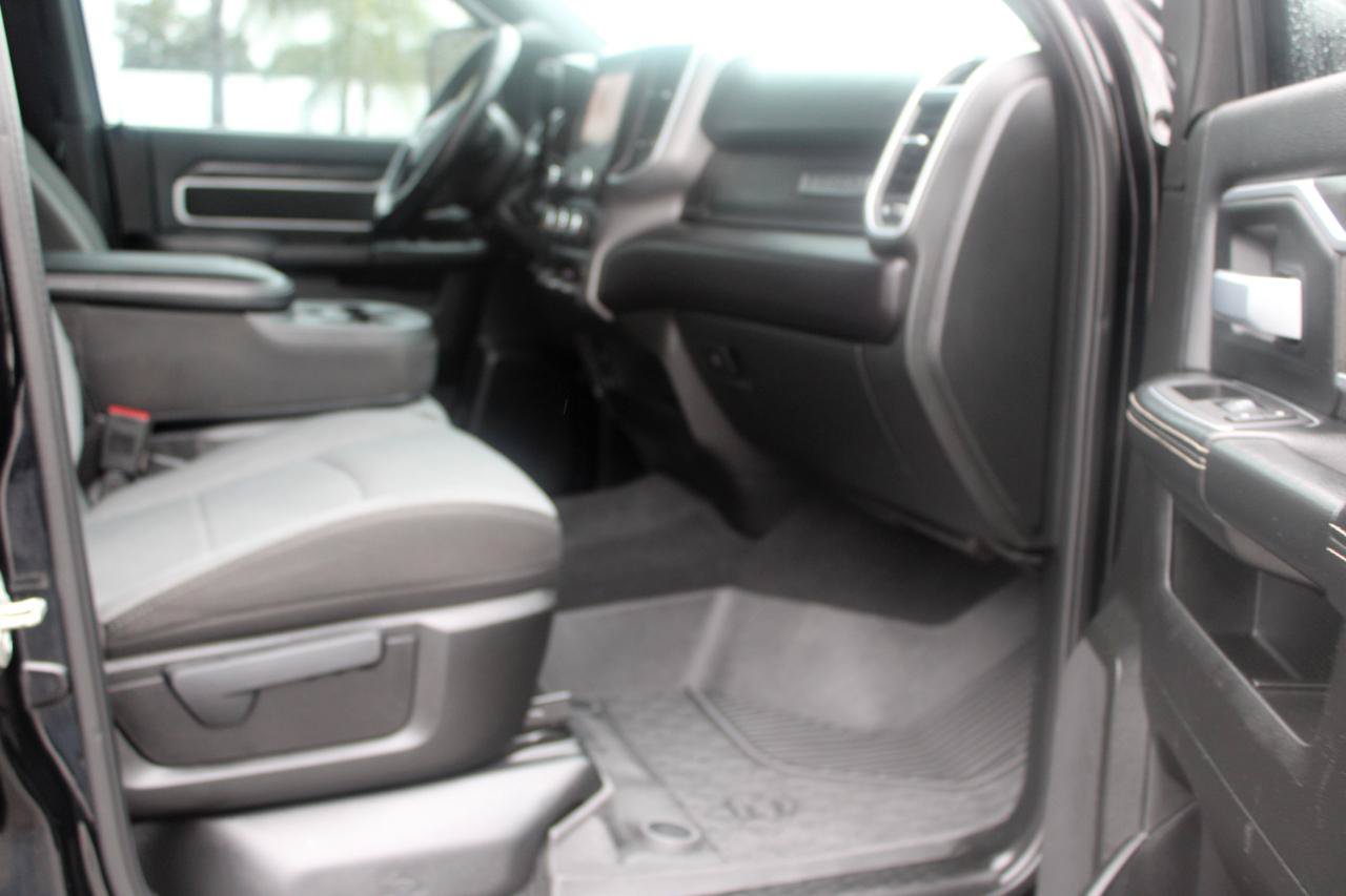 Used 2024 RAM 2500 Big Horn AWD/4WD image 9