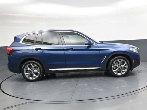 Used 2024 BMW X3 xDrive30i w/ Premium Package AWD/4WD image 3