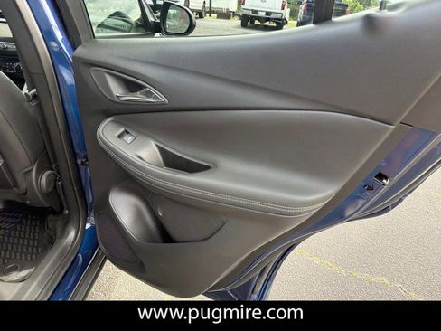 Used 2023 Buick Encore GX Preferred w/ Cold Weather Comfort Package FWD image 16