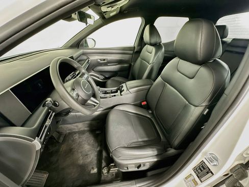 Used 2025 Hyundai Santa Cruz SEL FWD image 13