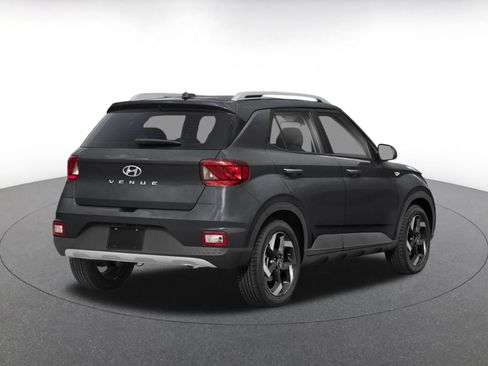Used 2026 Hyundai Venue SEL FWD image 2