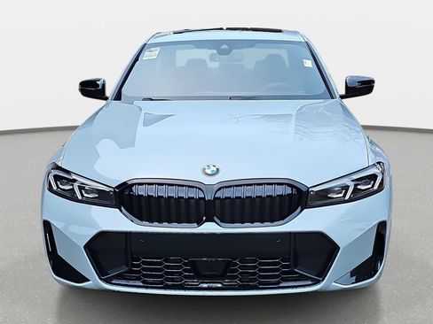 New 2026 BMW 330i Sedan w/ M Sport Package image 2