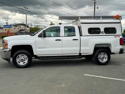 Used 2019 Chevrolet Silverado 2500 W/T w/ Snow Plow Prep Package AWD/4WD image 7