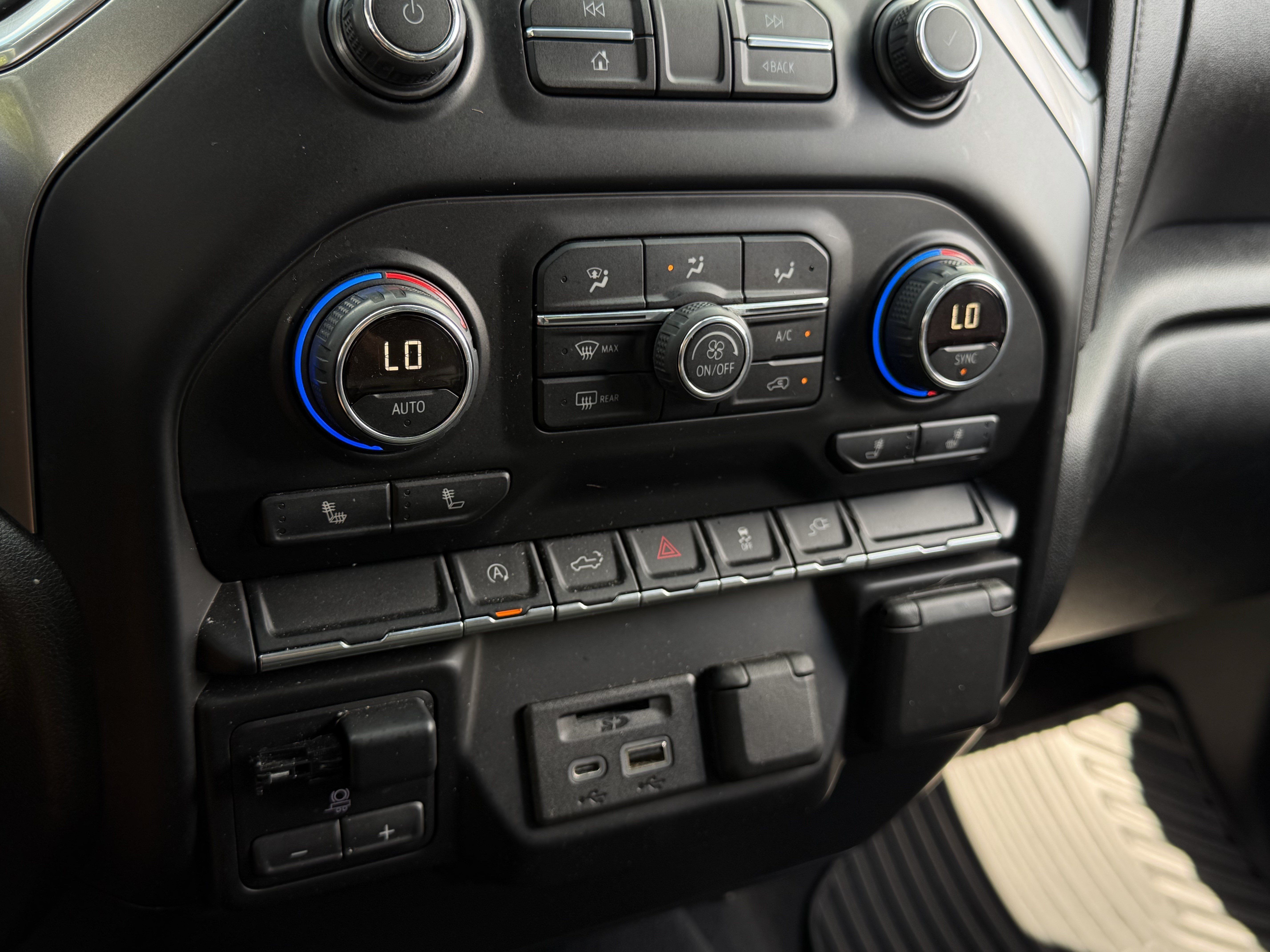 Used 2019 Chevrolet Silverado 1500 LT w/ All-Star Edition RWD image 27