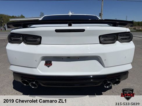 Used 2019 Chevrolet Camaro ZL1 RWD image 47