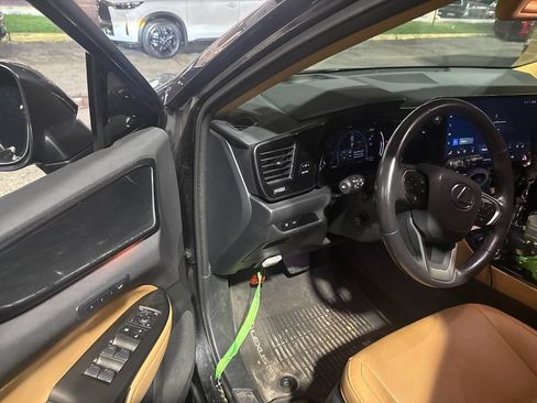Used 2025 Lexus NX 350 AWD w/ Cold Area Package image 5