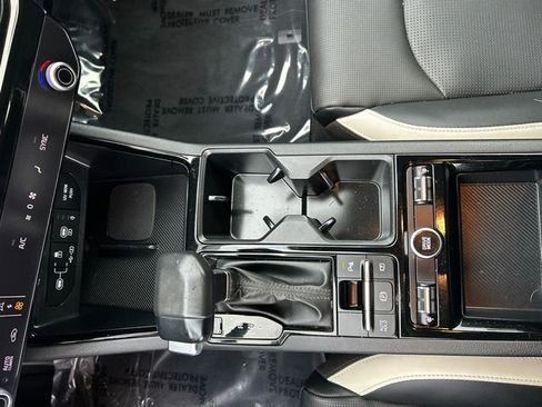 Used 2025 Kia K5 GT-Line image 32