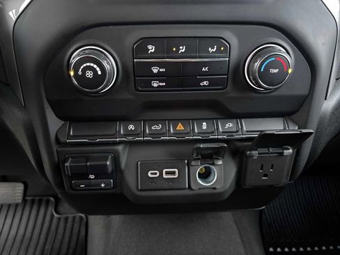 Used 2021 Chevrolet Silverado 1500 Custom image 21