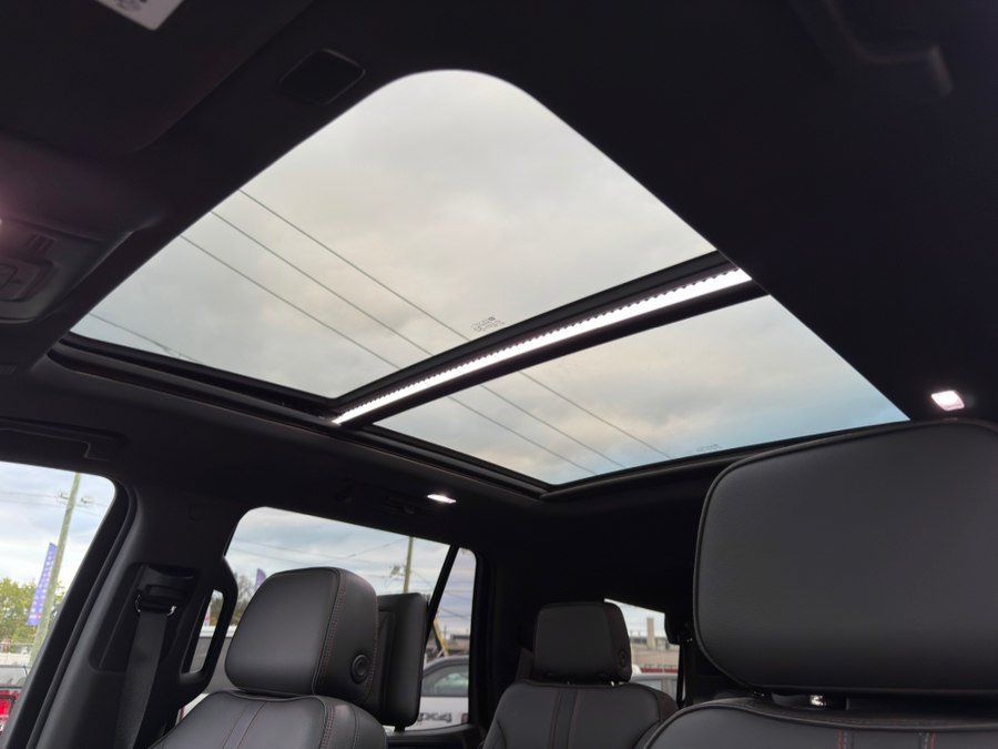 Used 2021 Chevrolet Tahoe RST w/ Luxury Package AWD/4WD image 65