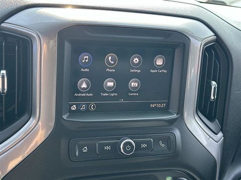 Used 2020 GMC Sierra 1500 4x4 Crew Cab w/ Sierra Value Package image 17