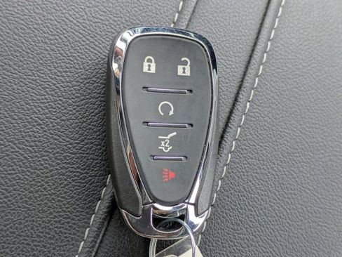 Used 2024 Chevrolet Blazer LT w/ Convenience Package FWD image 29