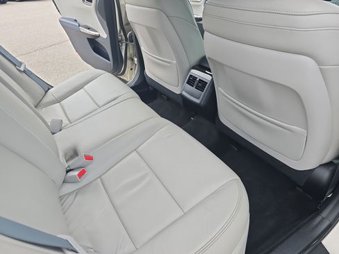 Used 2014 Toyota Avalon XLE Touring FWD image 11
