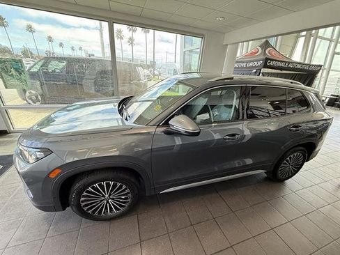 New 2025 Volkswagen Tiguan S image 3