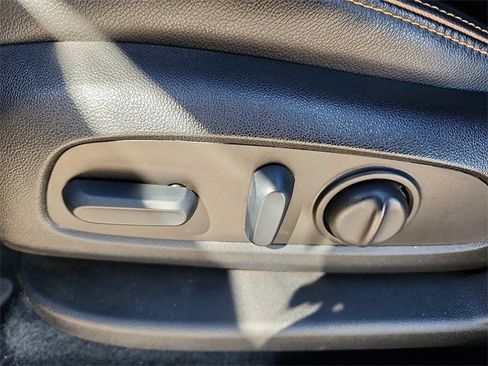 Used 2022 GMC Terrain AT4 image 13