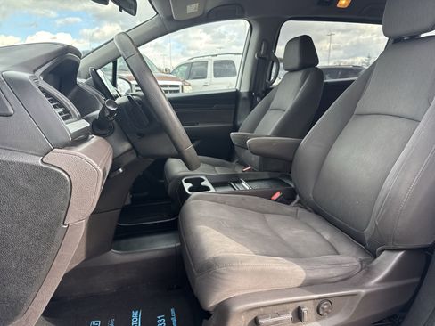 Used 2021 Honda Odyssey EX image 18