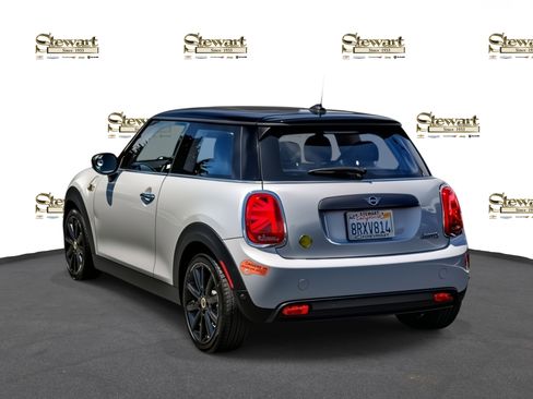 Used 2021 MINI Cooper SE w/ 6.5" Touchscreen Package image 6