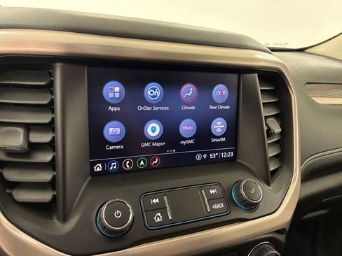 Used 2023 GMC Acadia Denali w/ Denali Ultimate Package AWD/4WD image 26