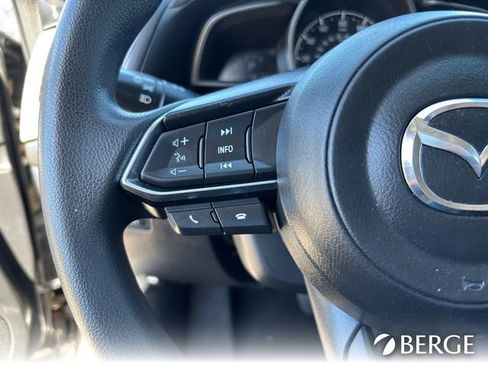 Used 2018 MAZDA MAZDA3 Sport image 29