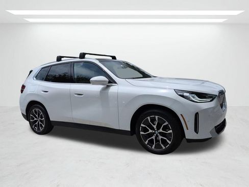 New 2025 BMW X3 xDrive30i w/ Convenience Package AWD/4WD image 2