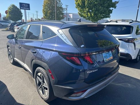 Used 2025 Hyundai Tucson SEL FWD image 2