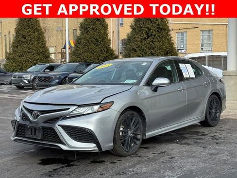 Used 2023 Toyota Camry XSE image 7