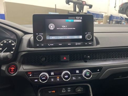 Used 2024 Honda CR-V Sport image 9