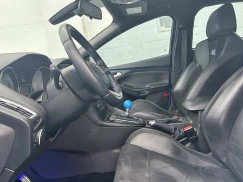 Used 2016 Ford Focus RS image 8