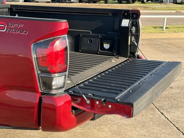 Used 2021 Toyota Tacoma TRD Sport RWD image 40