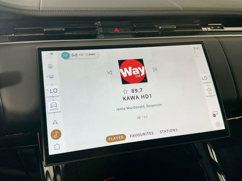 Certified 2025 Land Rover Range Rover Sport SE image 14