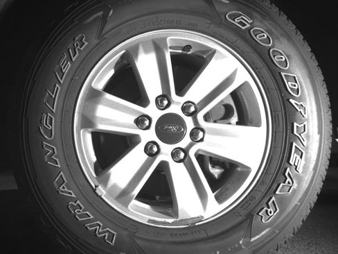 Used 2016 Ford F150 XL w/ Equipment Group 101A Mid AWD/4WD image 21