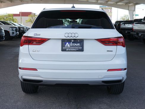 Used 2020 Audi Q3 2.0T Premium image 4