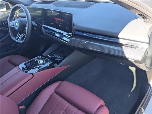 Used 2025 BMW i5 M60 image 22