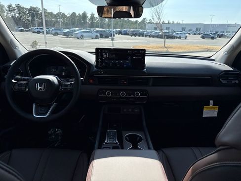 New 2026 Honda Pilot Elite image 14