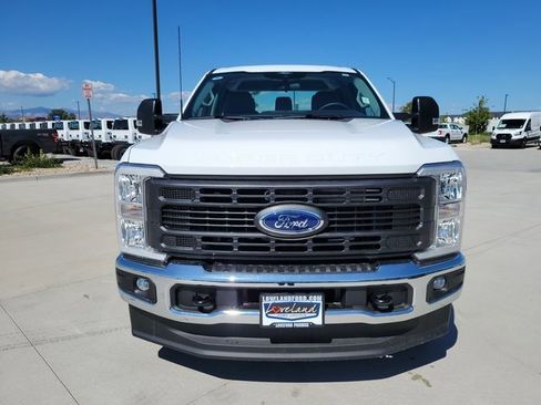 New 2026 Ford F250 XL w/ XL Chrome Package image 5