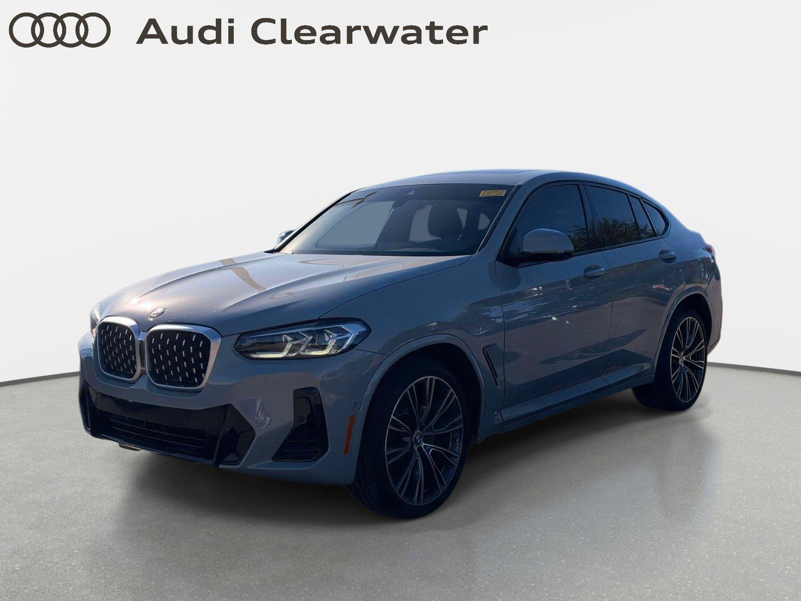 Used 2022 BMW X4 xDrive30i w/ M Sport Package 2 AWD/4WD image 1