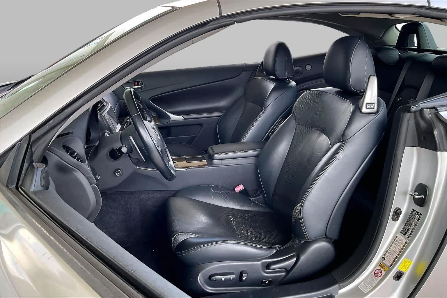 Used 2014 Lexus IS 250C w/ Luxury Package RWD image 7