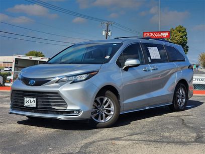 Used 2023 Toyota Sienna XLE