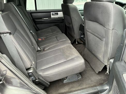 Used 2015 Ford Expedition XLT AWD/4WD image 19
