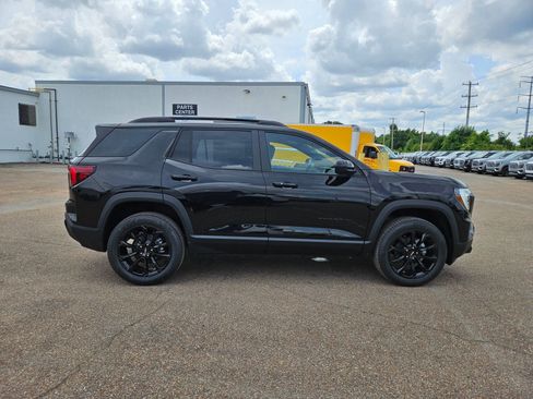 New 2026 GMC Terrain Elevation w/ Elevation Premium Package FWD image 8