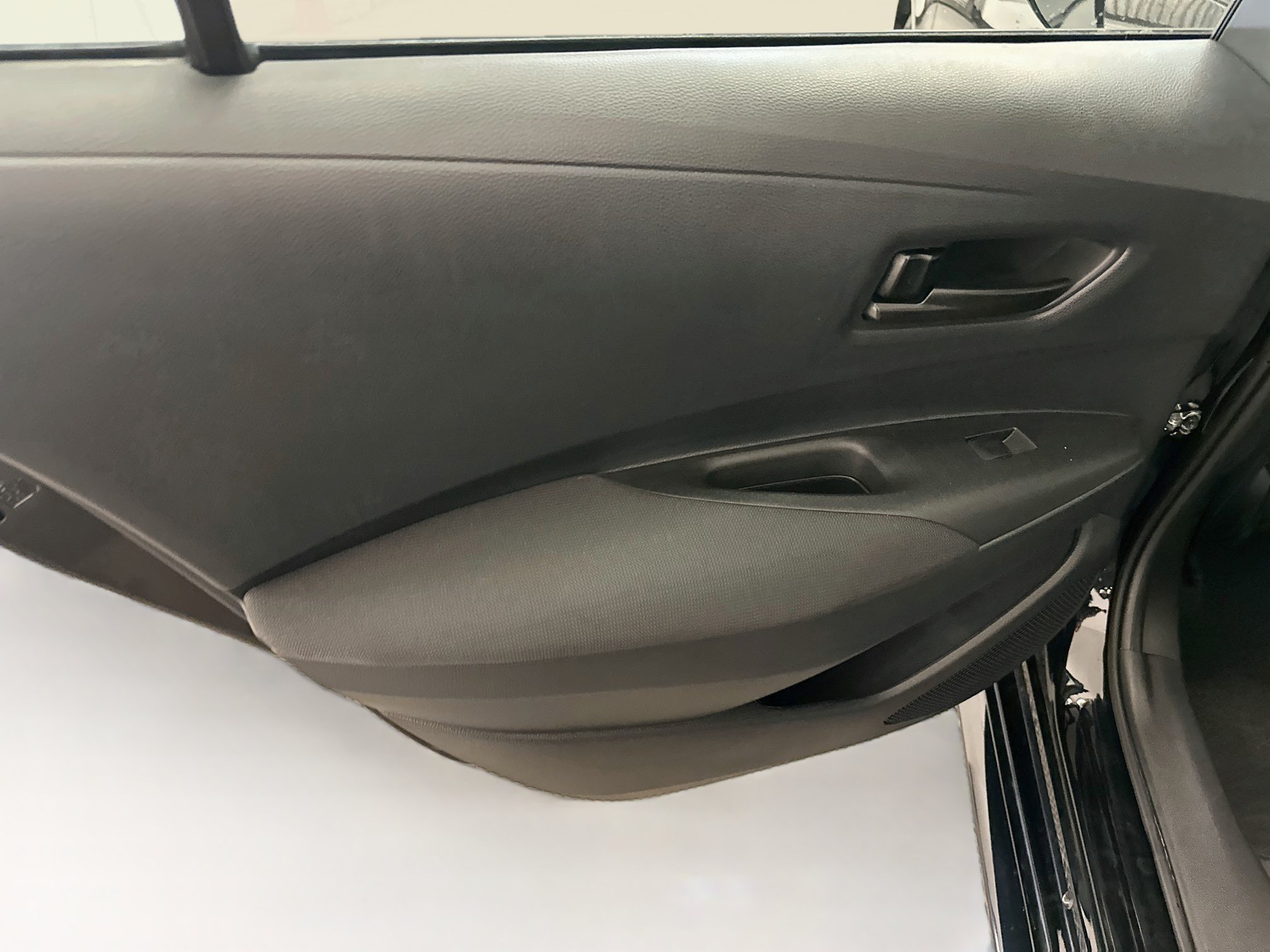 Used 2026 Toyota Corolla LE FWD image 27
