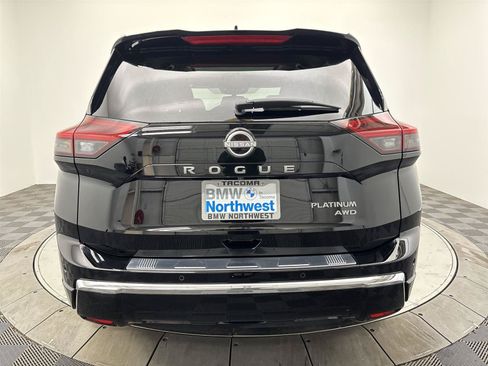 Used 2024 Nissan Rogue Platinum AWD/4WD image 15