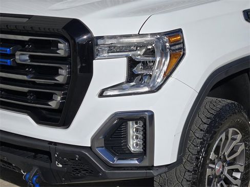 Used 2019 GMC Sierra 1500 AT4 w/ Off Road Performance Package image 12