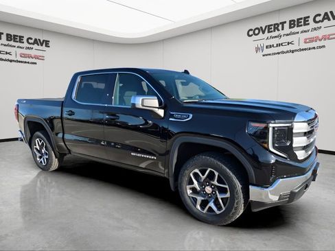 New 2026 GMC Sierra 1500 SLE image 1