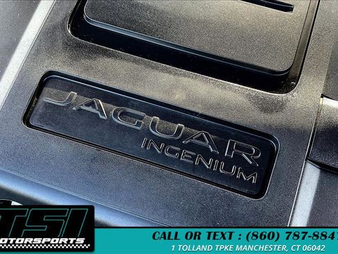 Used 2018 Jaguar F-PACE Premium image 33