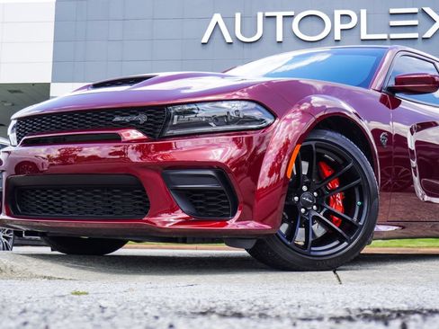 Used 2022 Dodge Charger SRT Hellcat w/ Carbon/Suede Interior Package RWD image 2