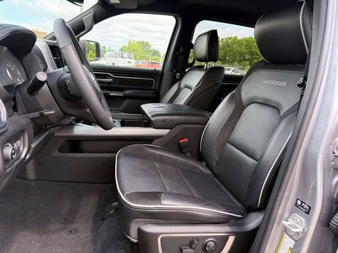 Used 2025 RAM 1500 Laramie w/ Sport Appearance Package AWD/4WD image 16