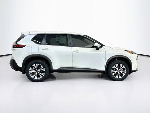 Used 2023 Nissan Rogue SV AWD/4WD image 10