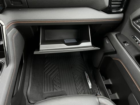 Used 2022 GMC Sierra 1500 AT4 w/ AT4 Premium Package image 32